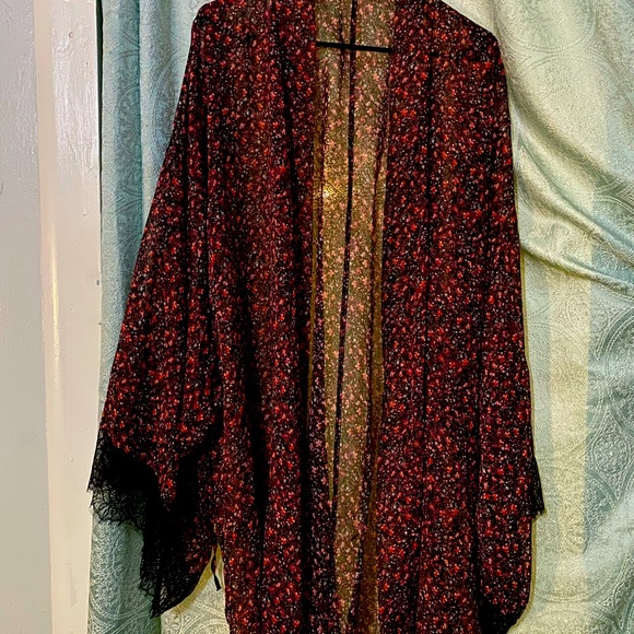 Lane Bryant Eyelash Lace Nightgown and Kimono Robe - Picture 2 of 4